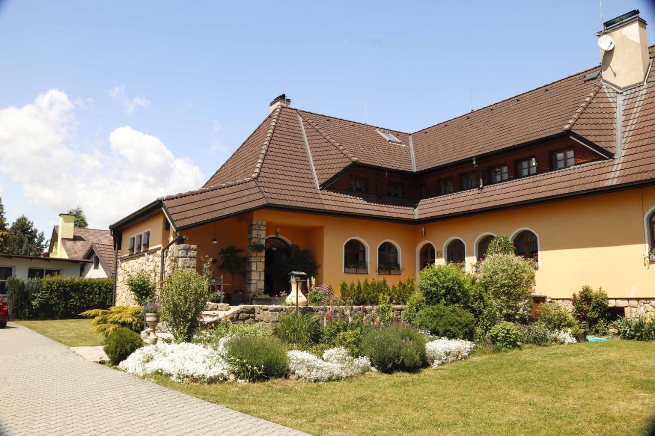 Apartman U Vagnera Dvůr Králové nad Labem エクステリア 写真