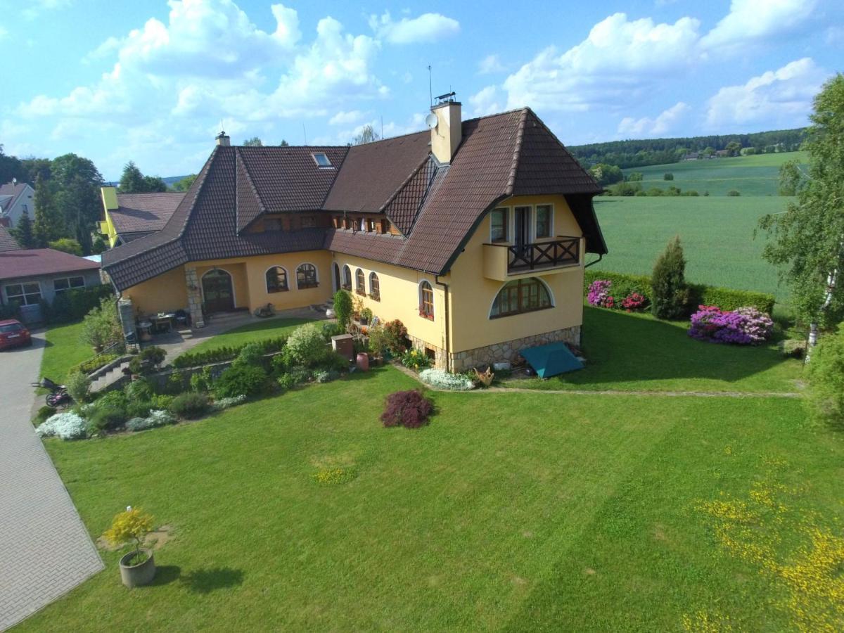 Apartman U Vagnera Dvůr Králové nad Labem エクステリア 写真